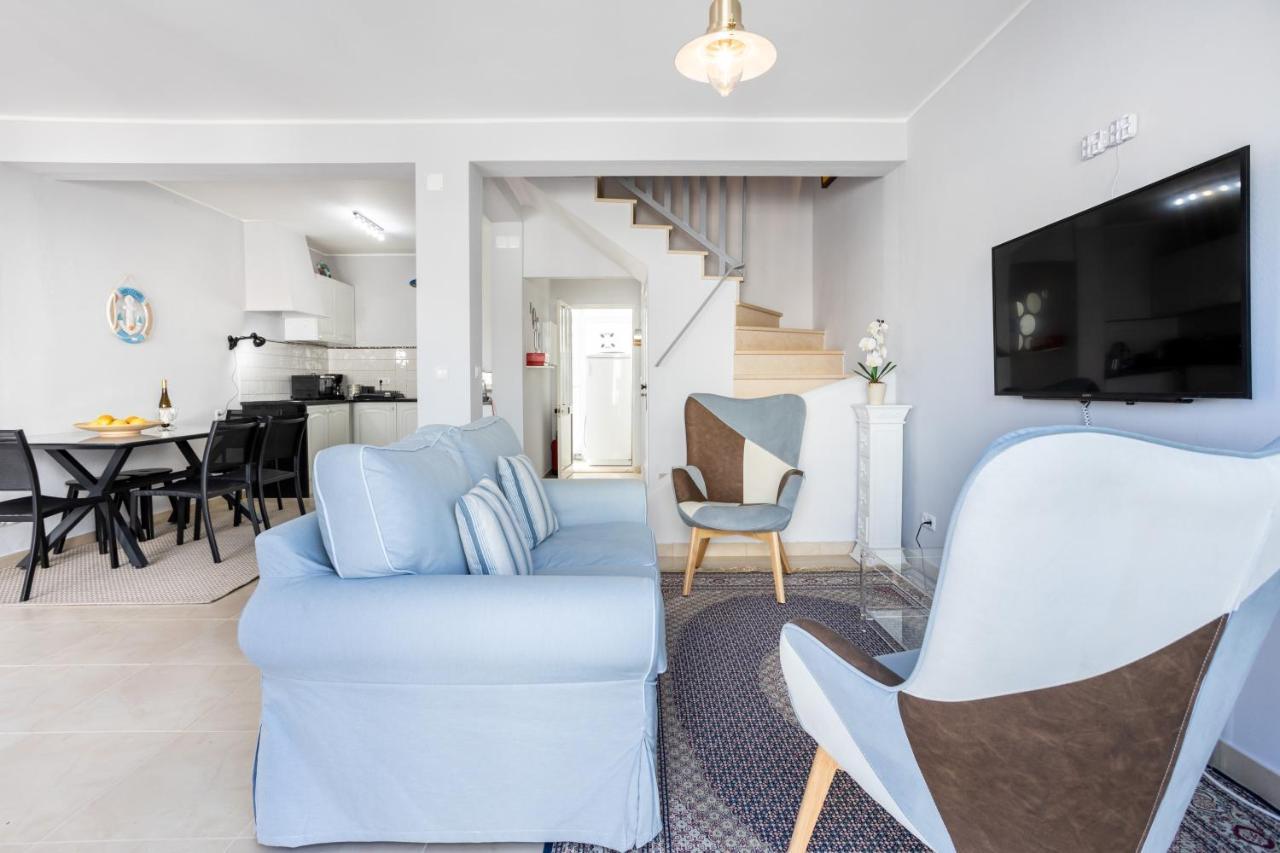 Newly Renovated 2 Bedroom Townhouse - Close To Salema Beach Kültér fotó