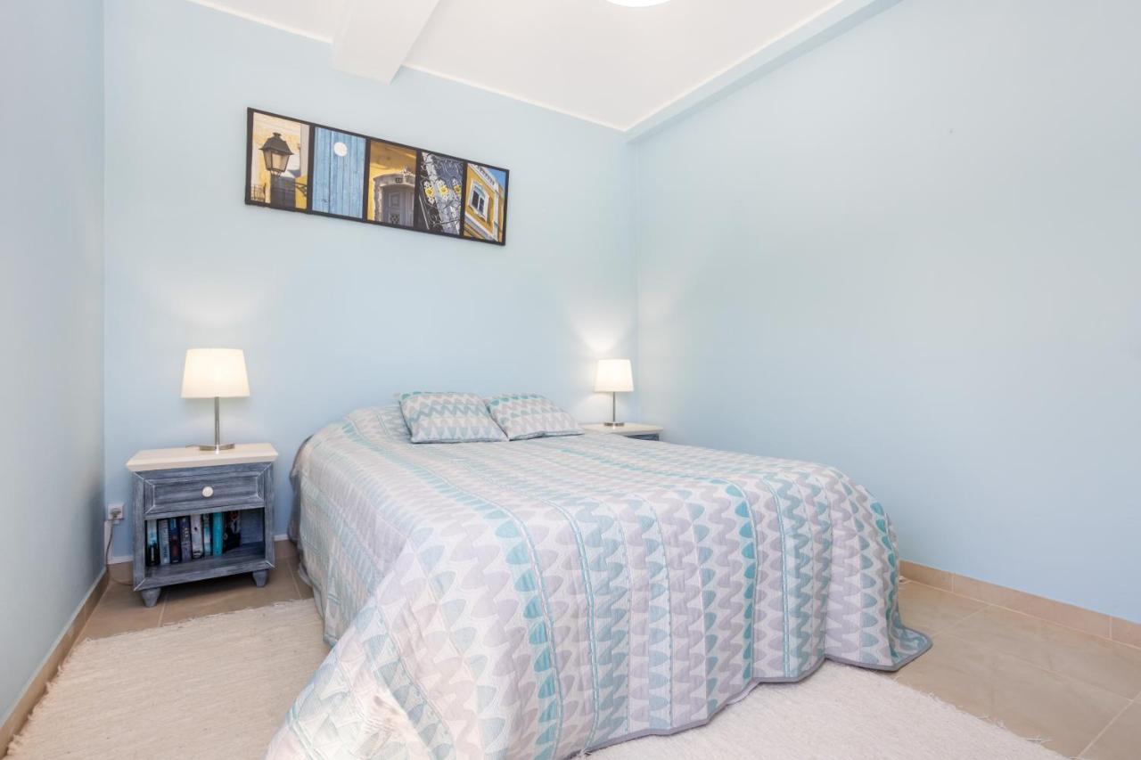 Newly Renovated 2 Bedroom Townhouse - Close To Salema Beach Kültér fotó